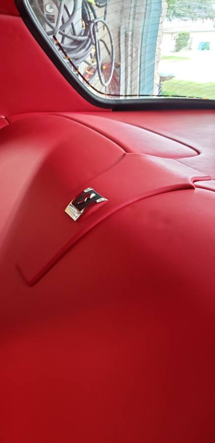 Studebaker-avanti-1976-2