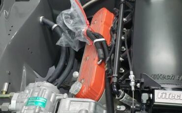 Studebaker-avanti-1976-4