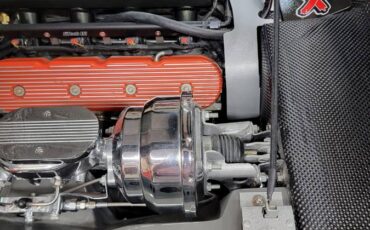 Studebaker-avanti-1976-6