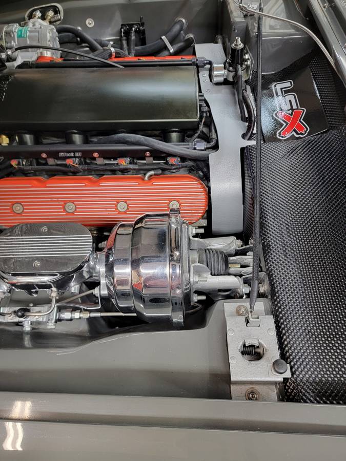 Studebaker-avanti-1976-6