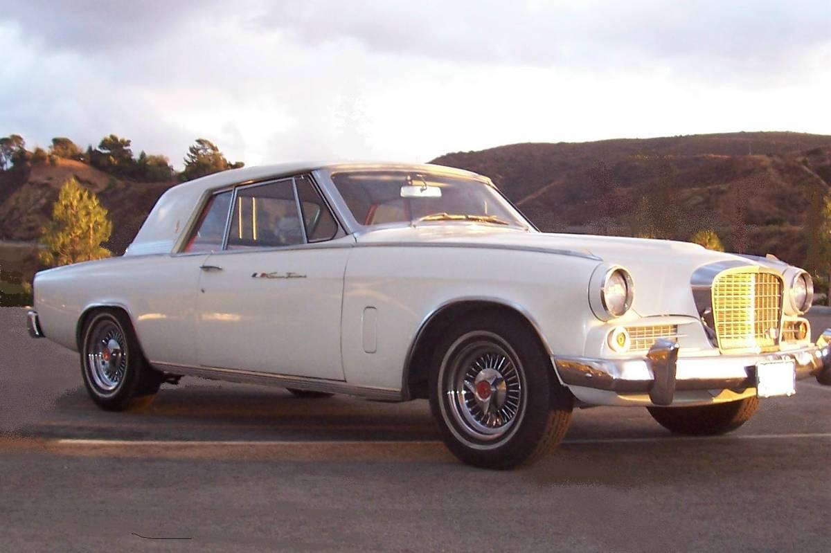 Studebaker-gran-turismo-hawk-1963-white-1