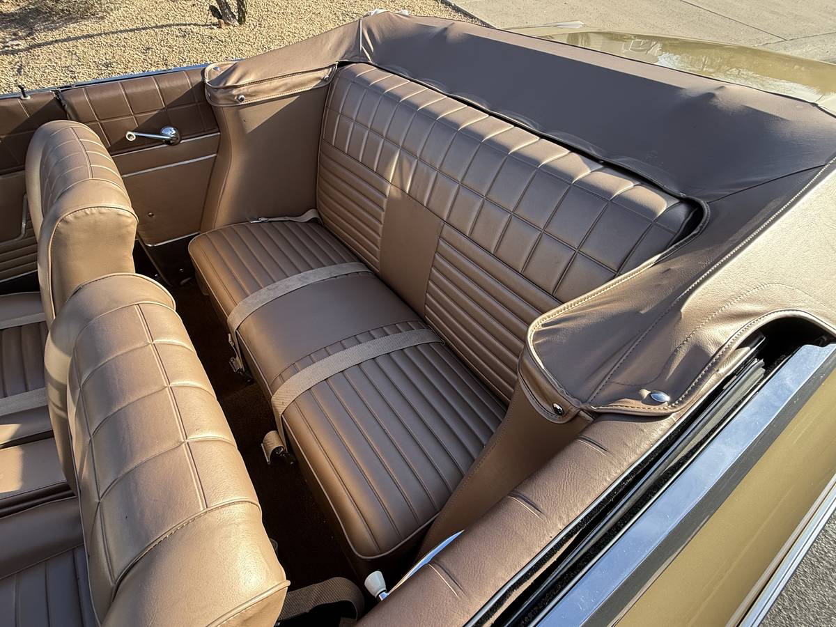 Studebaker-lark-daytona-convertible-r1-1964-16