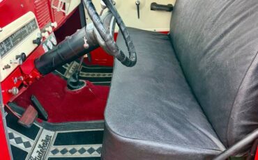 Studebaker-pickup-1949-red-4