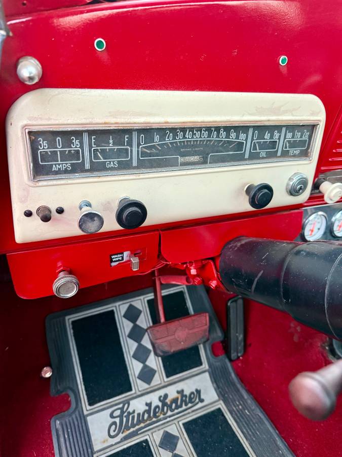 Studebaker-pickup-1949-red-7