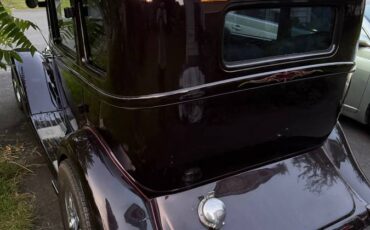Studebaker-rockne-1933-black-5
