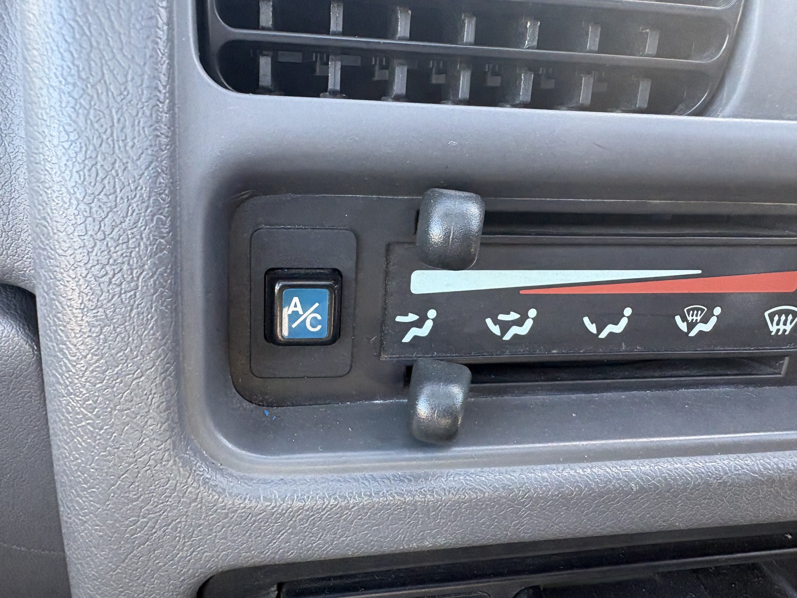 Subaru-Sambar-1994-Van-14