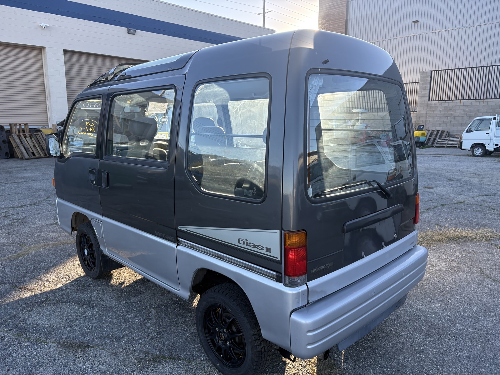 Subaru-Sambar-1994-Van-4