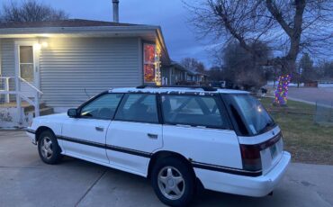 Subaru-legacy-1991-white-5