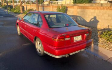 Subaru-legacy-1995-red