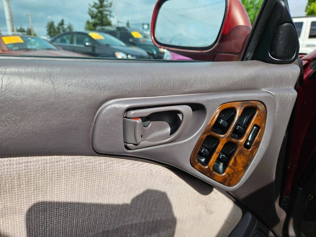 Subaru-legacy-ls-1995-red-13