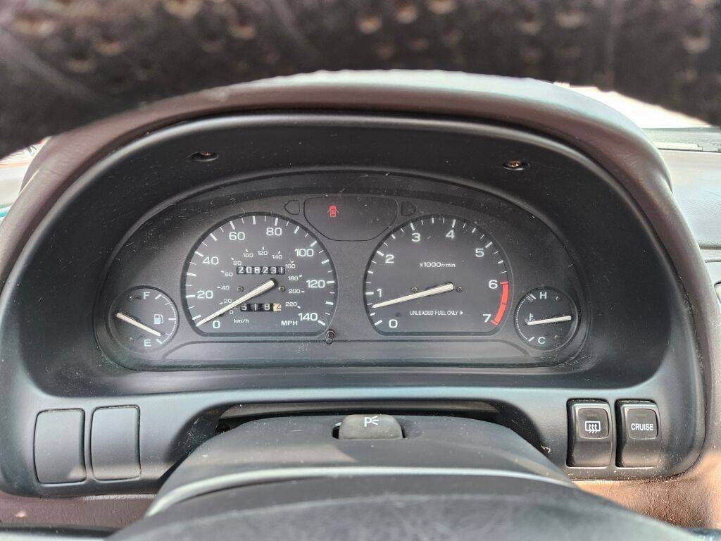 Subaru-legacy-ls-1995-red-18