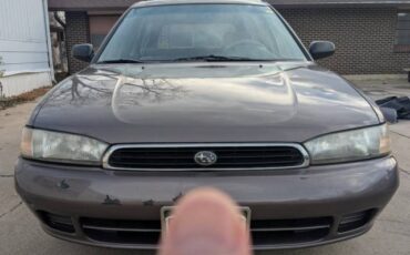 Subaru-legacy-wagon-1995-8