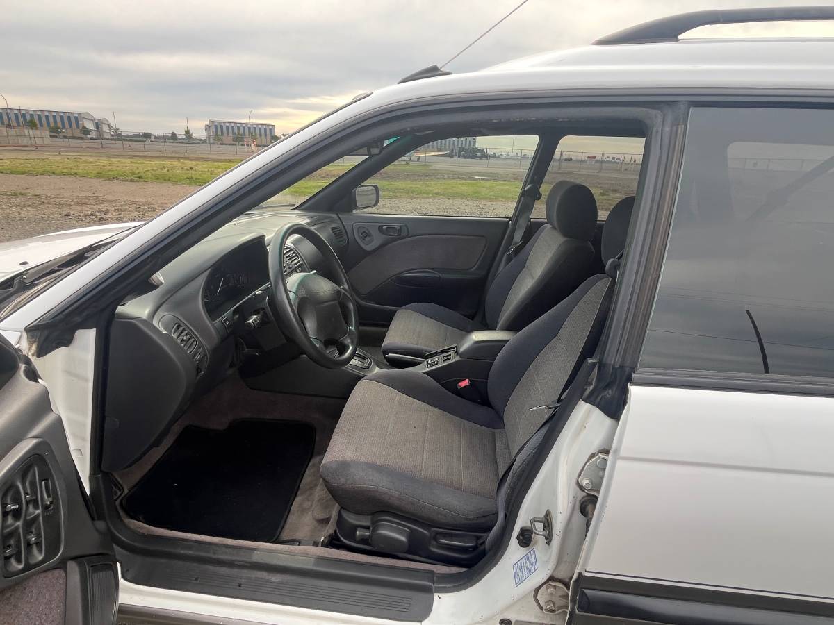 Subaru-outback-1996-10