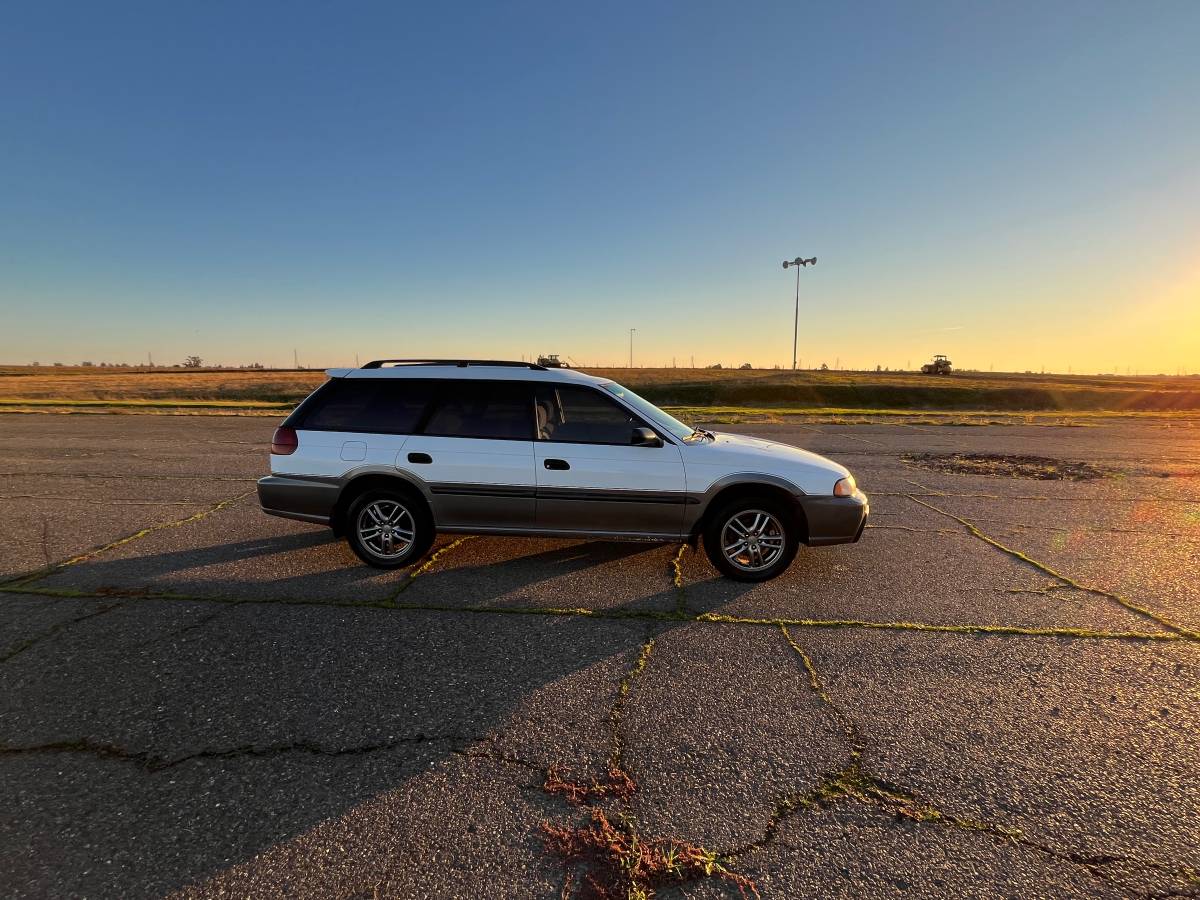 Subaru-outback-1996-6