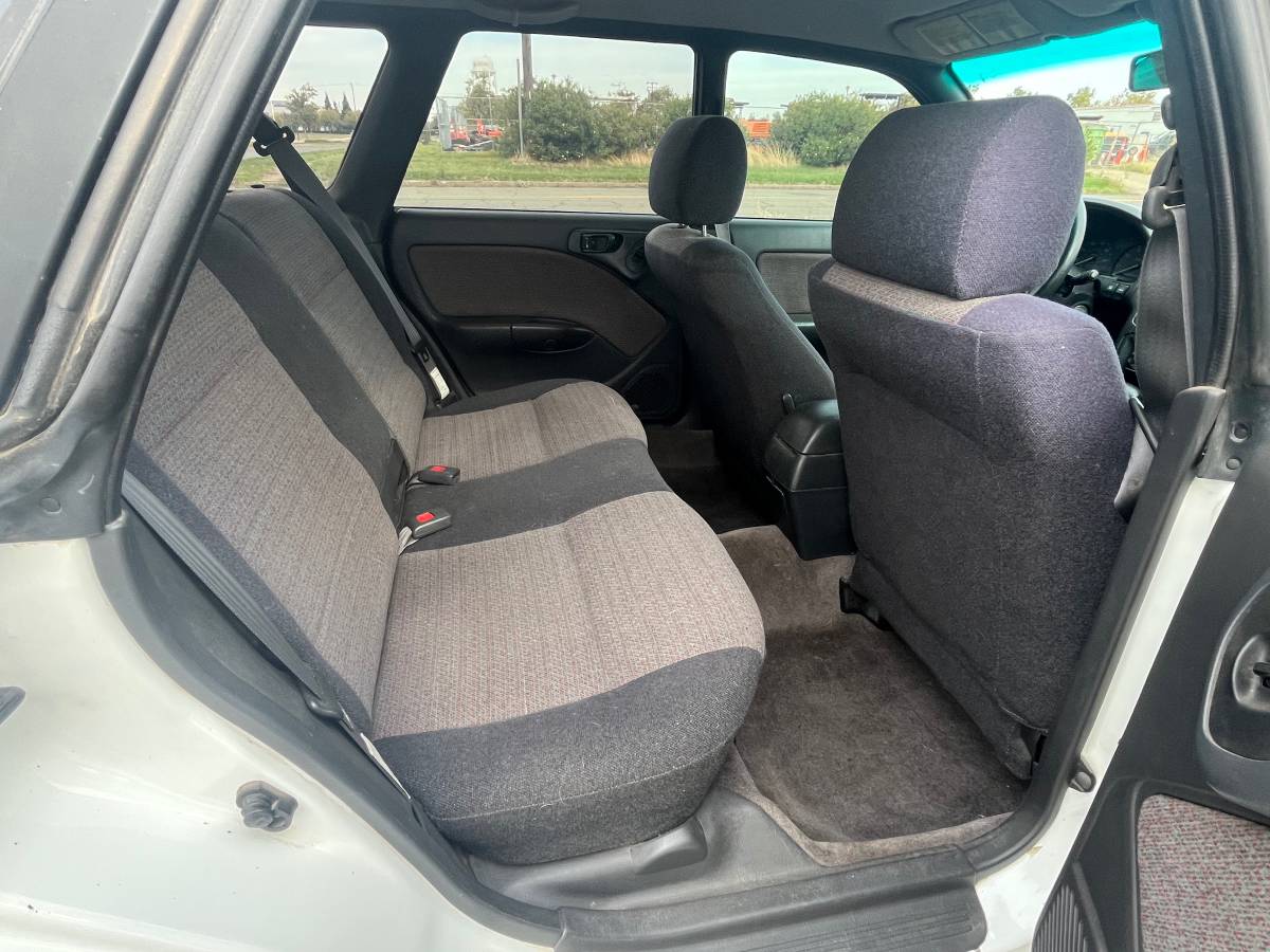 Subaru-outback-awd-1996-14