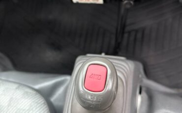 Subaru-sambar-1996-white-1