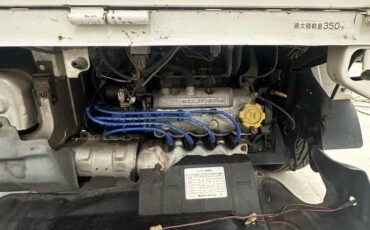 Subaru-sambar-1996-white-10