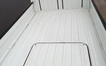 Subaru-sambar-1996-white-2