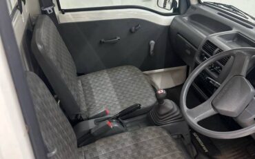 Subaru-sambar-1996-white-4