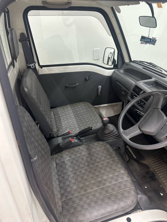 Subaru-sambar-1996-white-4