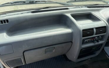 Subaru-sambar-1998-white-17