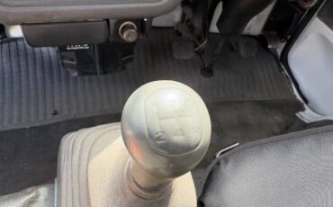 Subaru-sambar-1998-white-18