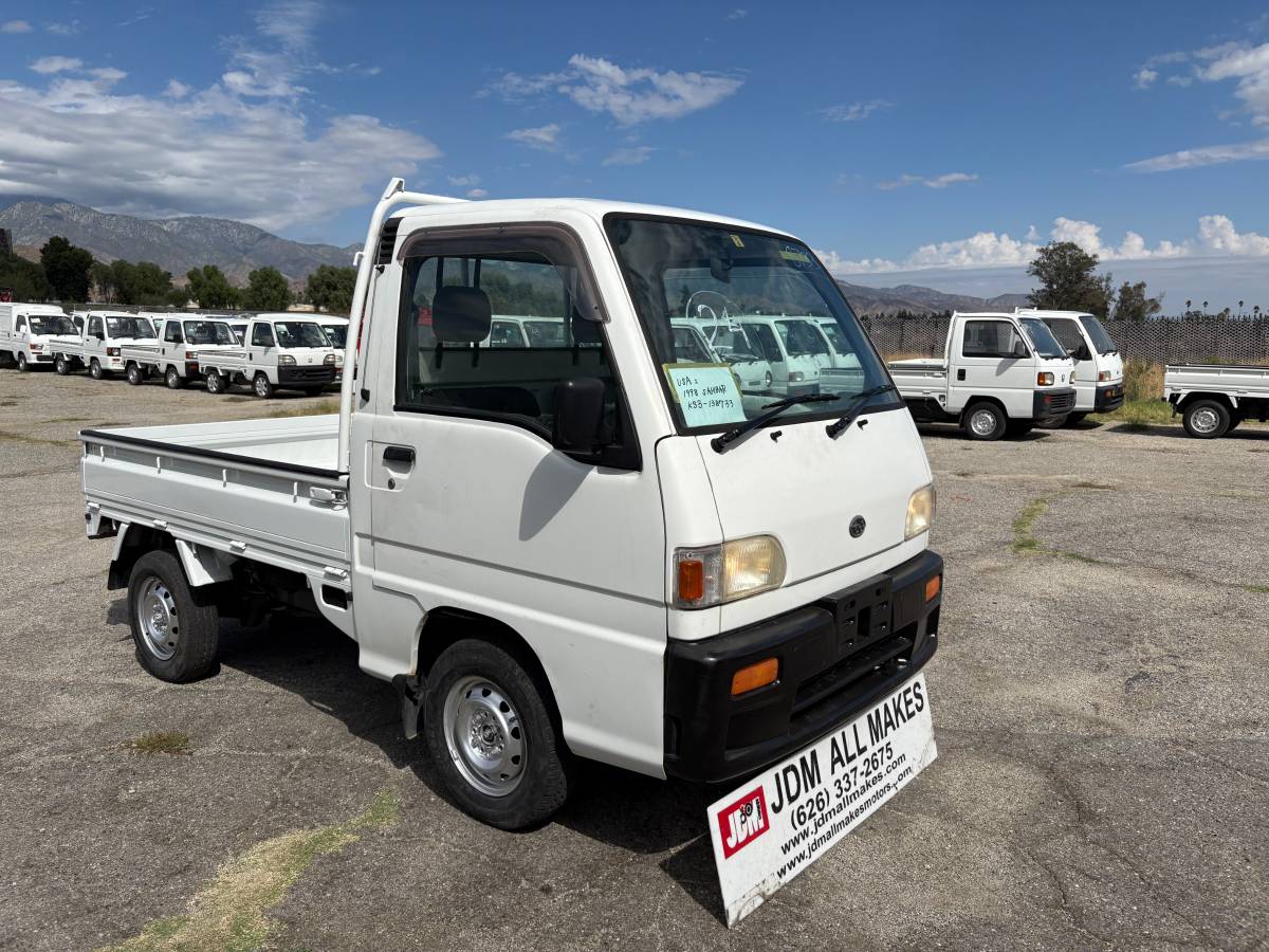 Subaru-sambar-1998-white-2