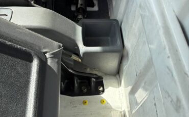 Subaru-sambar-1998-white-9