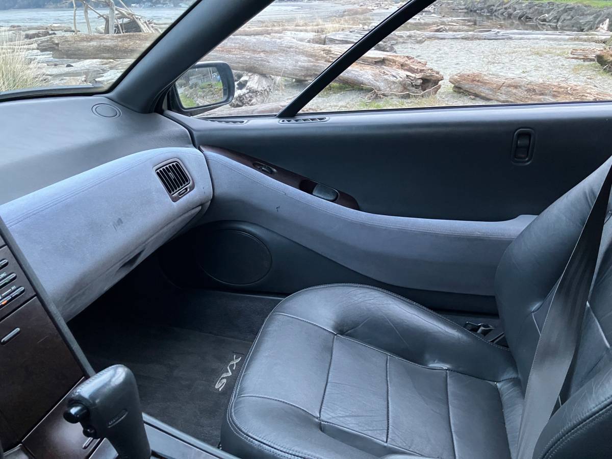 Subaru-svx-alcyone-1992-black-13