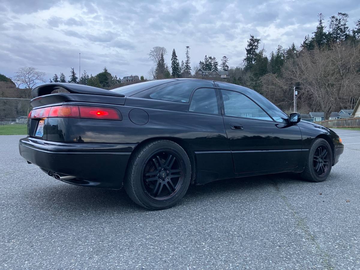 Subaru-svx-alcyone-1992-black-2