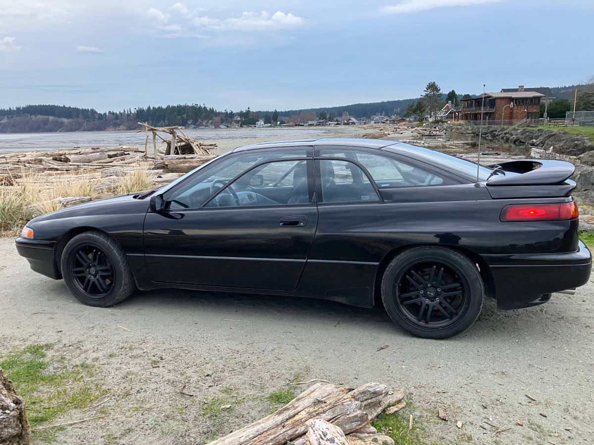 Subaru-svx-alcyone-1992-black-7