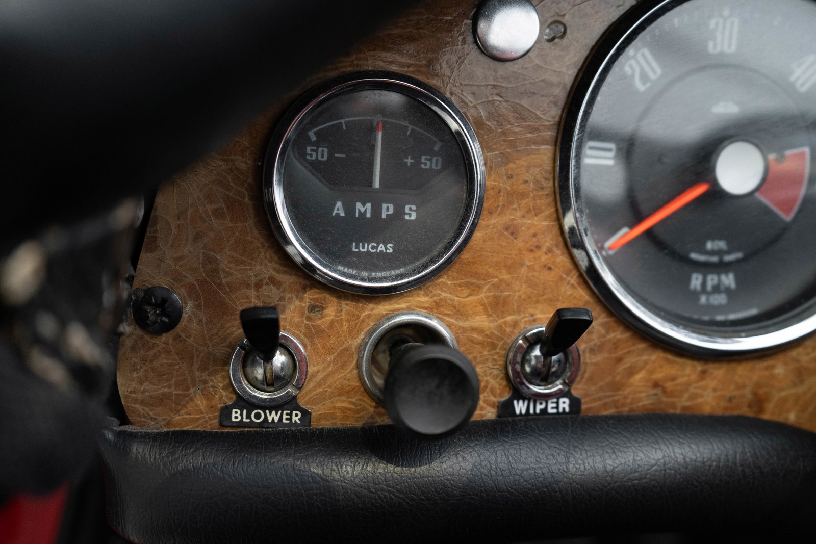 Sunbeam-1966-Roadster-17