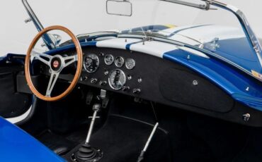 Superformance-1965-Convertible-1