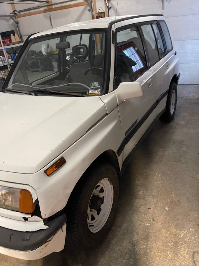 Suzuki-1994-white-2