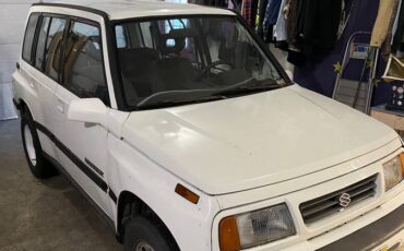 Suzuki-1994-white-3