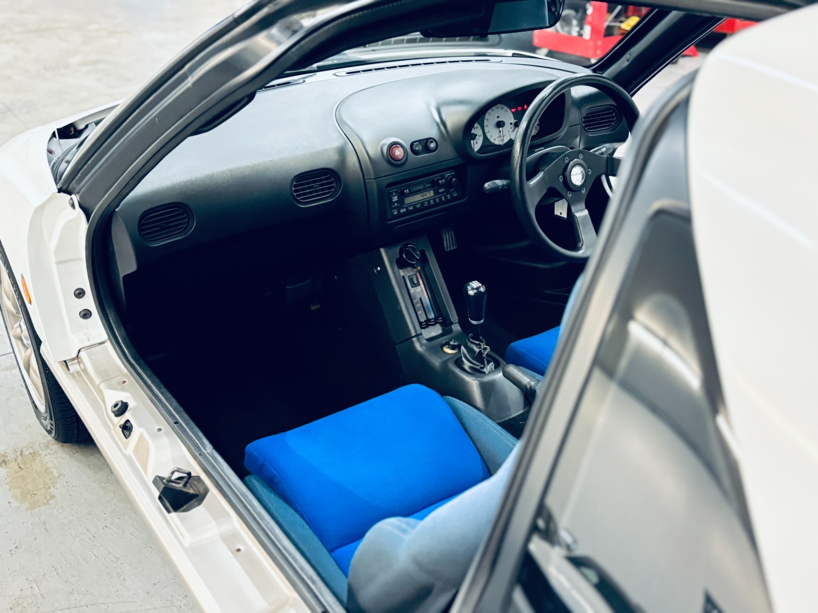 Suzuki-Cara-1994-Coupe-24