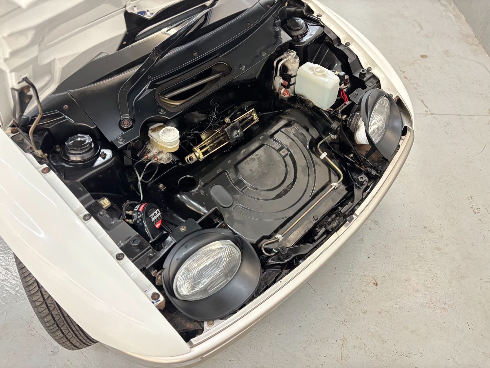 Suzuki-Cara-1994-Coupe-32