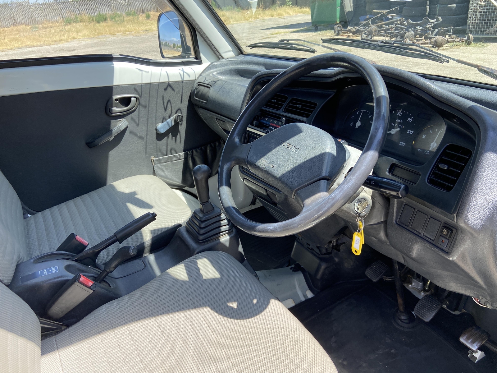 Suzuki-Carry-1995-Truck-26