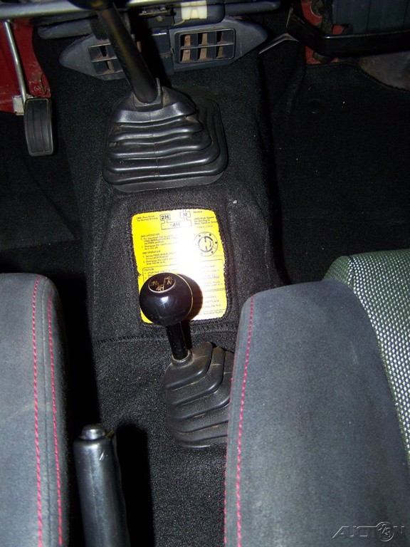 Suzuki-Samurai-1987-SUV-10