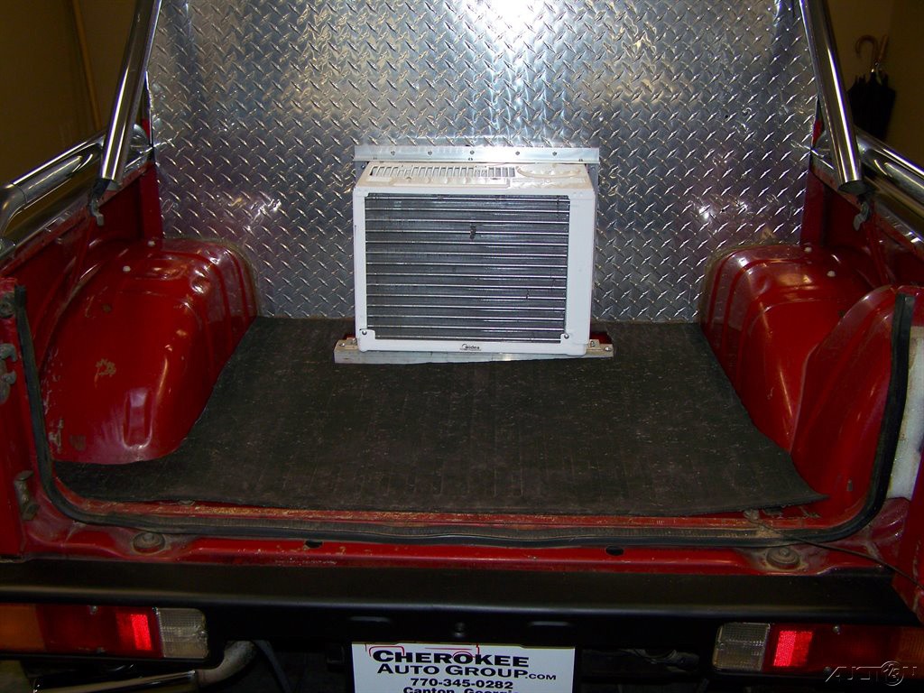 Suzuki-Samurai-1987-SUV-12