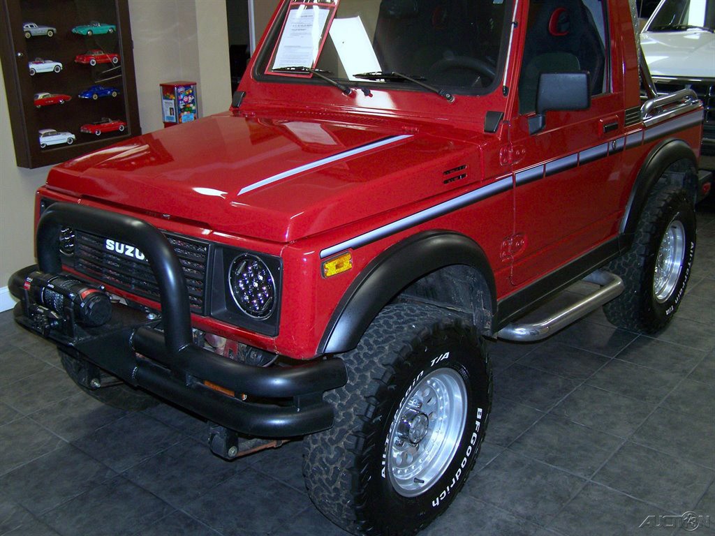 Suzuki-Samurai-1987-SUV-13