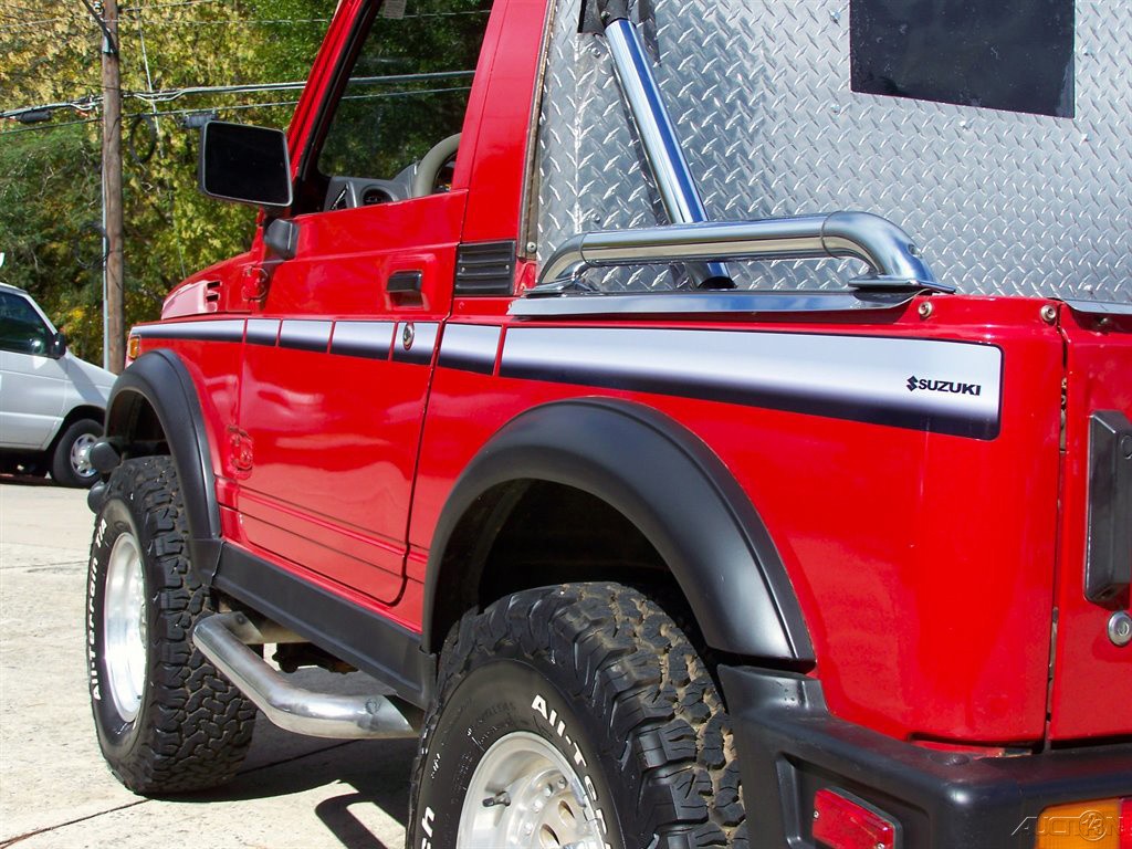 Suzuki-Samurai-1987-SUV-23