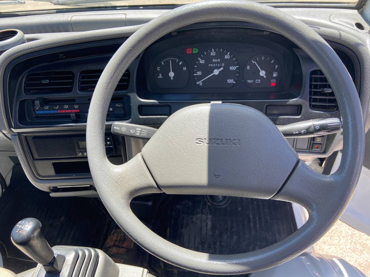 Suzuki-carry-1998-white-22