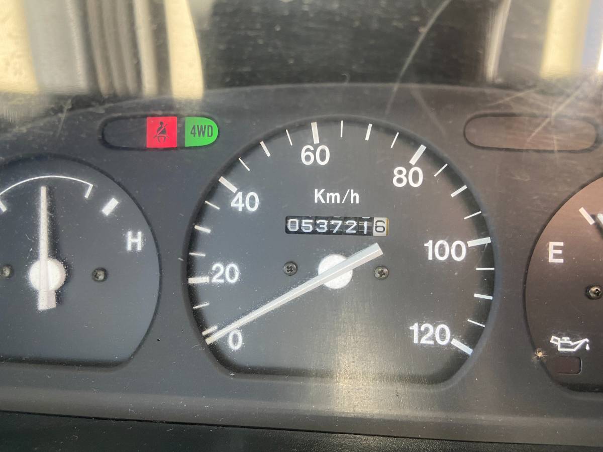 Suzuki-carry-1998-white-3