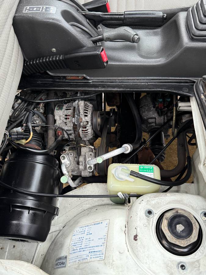 Suzuki-carry-4wd-1994-white-14