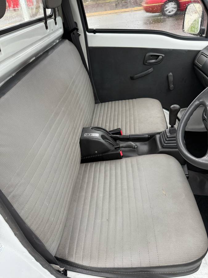 Suzuki-carry-4wd-1994-white-3