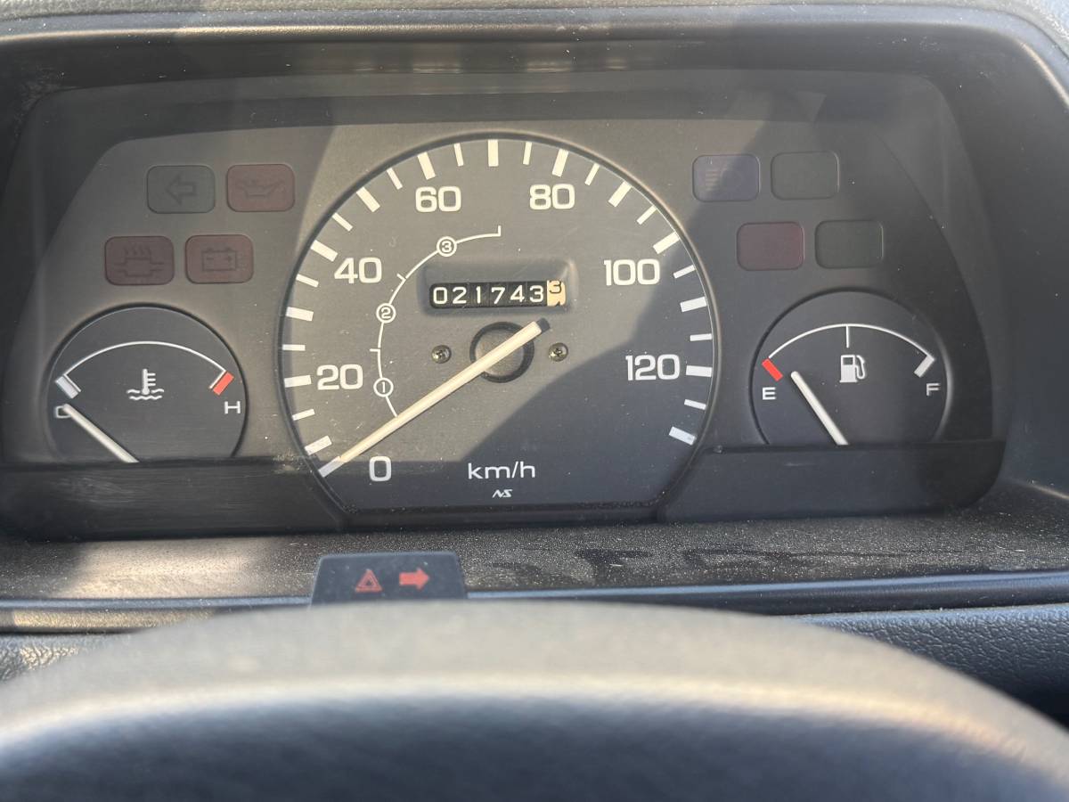 Suzuki-carry-truck-1992-white-13