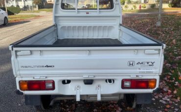 Suzuki-carry-truck-1992-white-5