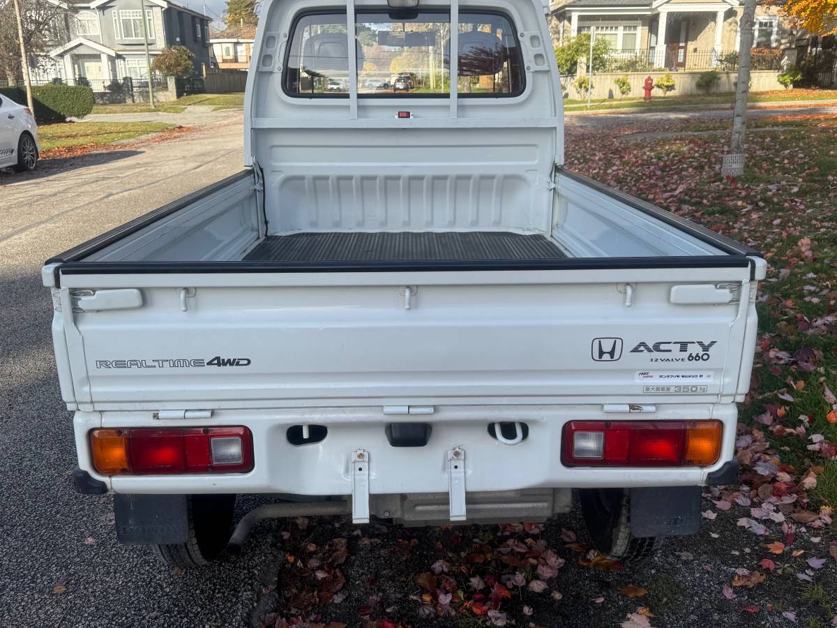 Suzuki-carry-truck-1992-white-5