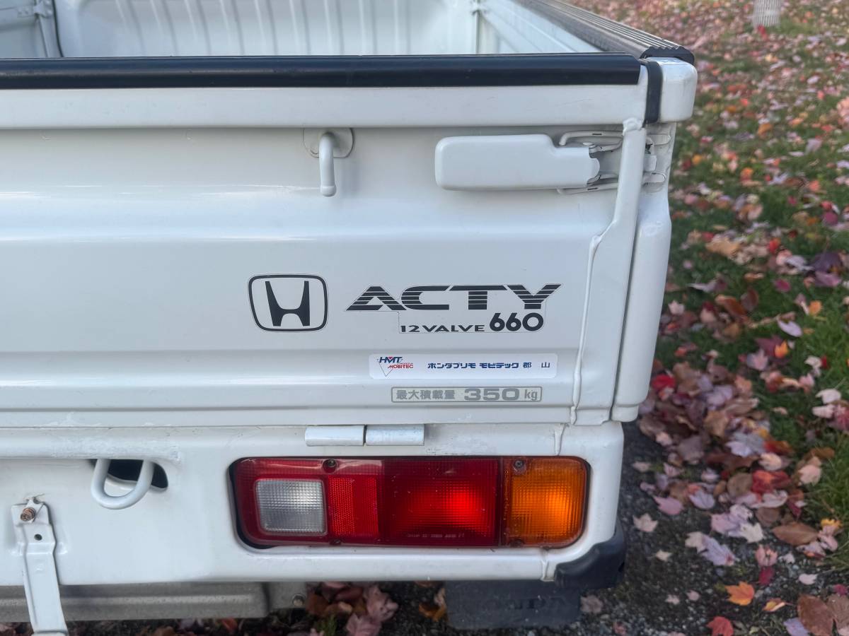 Suzuki-carry-truck-1992-white-7